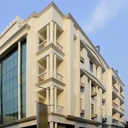 Oyo 8076 Hotel Europe Plaza Lucknow Buitenkant foto