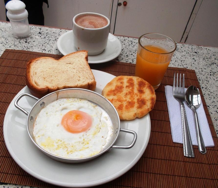 Oyo 8076 Hotel Europe Plaza Lucknow Buitenkant foto