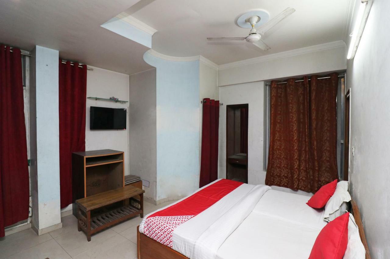 Oyo 8076 Hotel Europe Plaza Lucknow Buitenkant foto