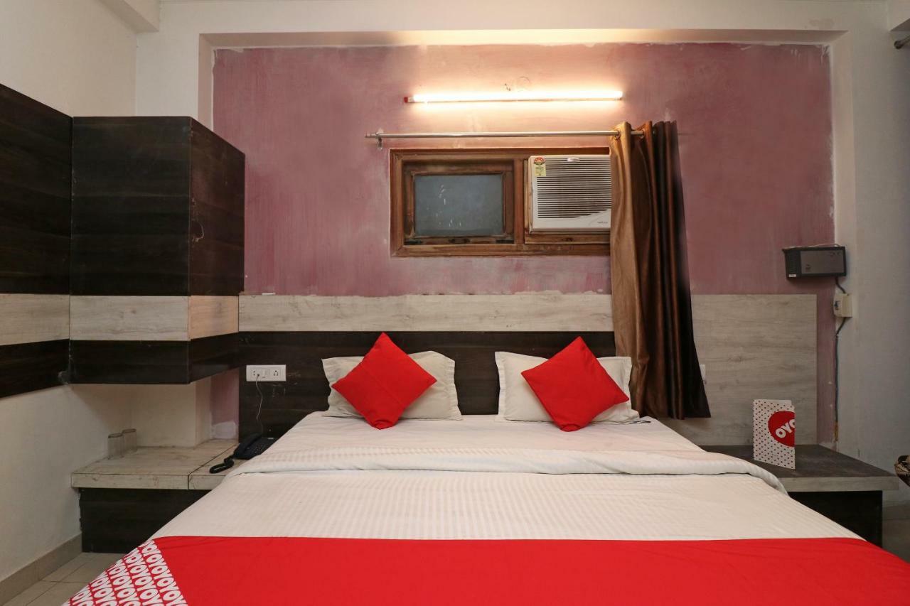 Oyo 8076 Hotel Europe Plaza Lucknow Buitenkant foto